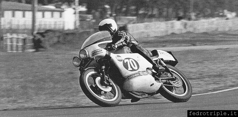 1971 - Percy Tait in azione con la Trident vincitrice